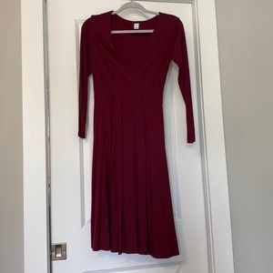 XS maroon old navy midi dress with cross cross neck line